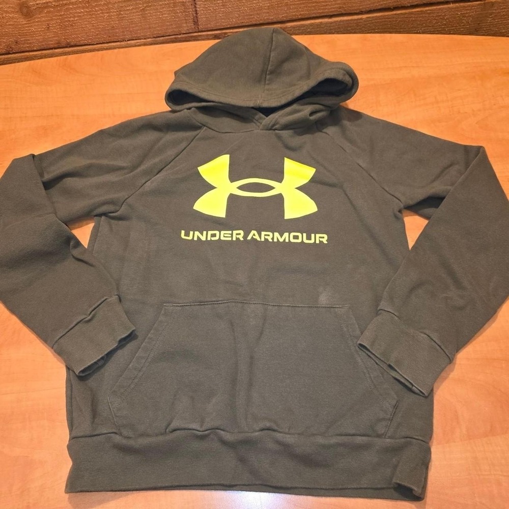 Under Armour Boys' UA Symbol Hoodie in Green w/ a high-vis yellow logo. Size L.